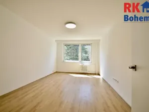 Pronájem bytu 3+1, Praha - Modřany, Mladenovova, 75 m2