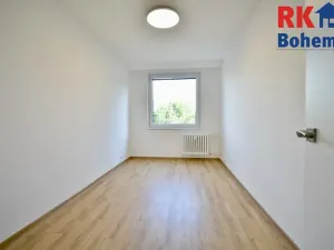 Pronájem bytu 3+1, Praha - Modřany, Mladenovova, 75 m2