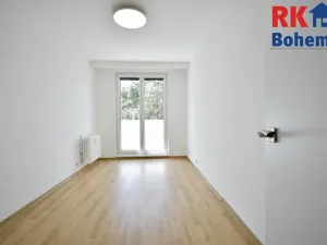 Pronájem bytu 3+1, Praha - Modřany, Mladenovova, 75 m2