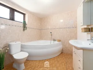 Prodej rodinného domu, Malešovice, 238 m2
