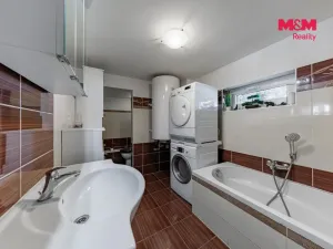 Prodej činžovního domu, Karlovy Vary - Stará Role, Svobodova, 100 m2