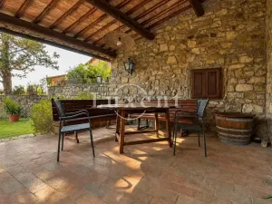 Prodej výrobních prostor, Castellina in Chianti, Itálie, 1130 m2