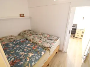 Pronájem bytu 2+kk, Praha - Uhříněves, Saturnova, 48 m2