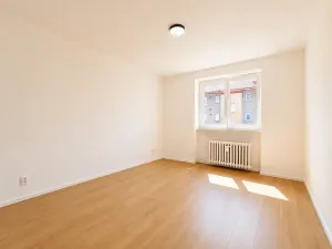 Prodej bytu 3+kk, Plzeň, Klostermannova, 53 m2