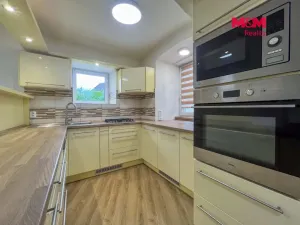 Prodej rodinného domu, Hrusice, U Potoka, 226 m2