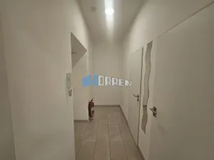 Pronájem bytu 2+kk, Praha - Libeň, Primátorská, 55 m2