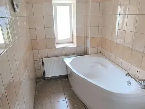 Prodej vícegeneračního domu, Cheb, 284 m2