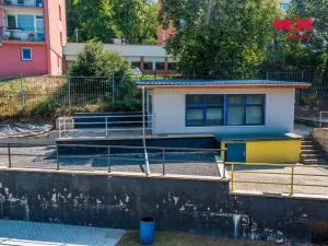 Prodej komerčního pozemku, Ústí nad Labem, Žukovova, 1706 m2
