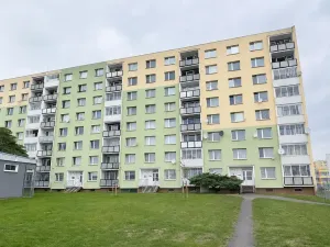 Prodej bytu 2+1, Chomutov, Jirkovská, 62 m2