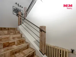 Prodej rodinného domu, Ústín, 242 m2