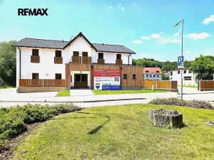 Prodej bytu 2+kk, Svoboda nad Úpou, Nádražní, 54 m2