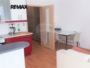 Pronájem bytu 1+kk, Praha - Stodůlky, Laurinova, 43 m2