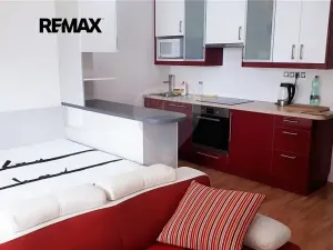 Pronájem bytu 1+kk, Praha - Stodůlky, Laurinova, 43 m2