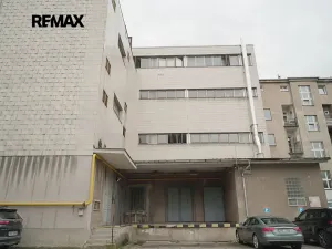 Pronájem obchodního prostoru, Hradec Králové, Gočárova třída, 865 m2