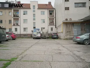 Pronájem obchodního prostoru, Hradec Králové, Gočárova třída, 865 m2