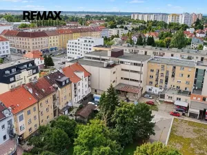 Pronájem obchodního prostoru, Hradec Králové, Gočárova třída, 865 m2