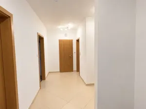 Pronájem bytu 3+kk, Praha - Střížkov, Makedonská, 82 m2