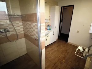 Prodej podílu rodinného domu, Jirny, Na Jablonce, 125 m2