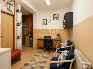 Prodej kanceláře, Děčín, Riegrova, 1200 m2
