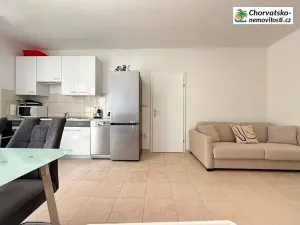 Prodej bytu 2+kk, Novalja, Chorvatsko, 43 m2