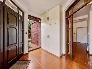 Prodej rodinného domu, Horoměřice, Za Dvorem, 290 m2
