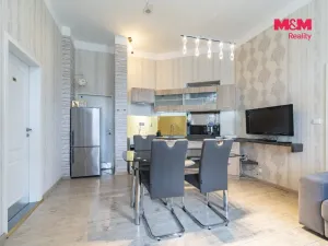 Prodej bytu 5+1, Karlovy Vary, nábřeží Jana Palacha, 340 m2