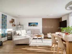 Prodej rodinného domu, Kamenice nad Lipou, Dobšova, 215 m2