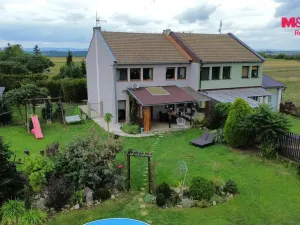 Prodej rodinného domu, Žatec - Bezděkov, 930 m2