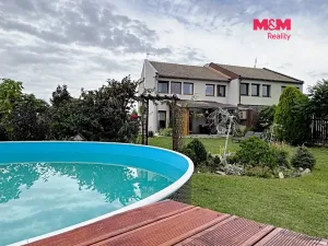 Prodej rodinného domu, Žatec - Bezděkov, 930 m2