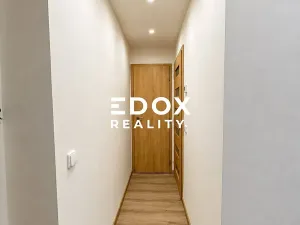 Prodej bytu 2+1, Praha - Běchovice, Do panenek, 56 m2