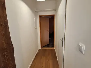 Pronájem bytu 2+kk, Praha - Vysočany, Novovysočanská, 33 m2