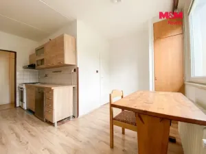Prodej bytu 2+1, Žďár nad Sázavou - Žďár nad Sázavou 4, Studentská, 56 m2