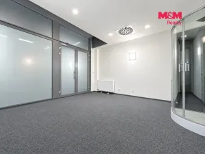 Prodej obchodního prostoru, Hluboká nad Vltavou, Masarykova, 20 m2
