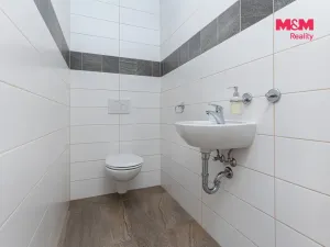 Prodej činžovního domu, Dříteč, 122 m2