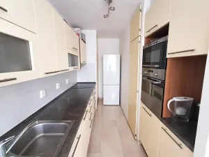 Prodej bytu 3+1, Praha - Bohnice, Poznaňská, 75 m2
