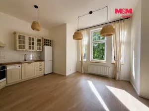 Pronájem bytu 2+kk, Jablonec nad Nisou, Dlouhá, 55 m2