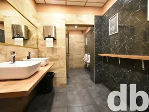 Prodej komerční nemovitosti, Karlovy Vary, Jaltská, 234 m2