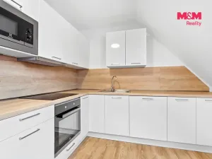 Prodej bytu 3+1, Nehvizdy, Gabčíkova, 67 m2