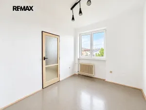 Prodej bytu 3+1, Plzeň, Raisova, 65 m2