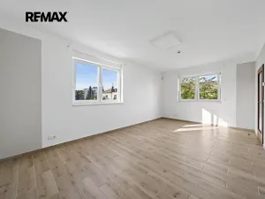 Pronájem bytu 2+1, Plzeň, Zátiší, 55 m2