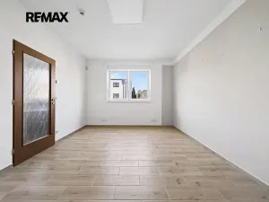 Pronájem bytu 2+1, Plzeň, Zátiší, 55 m2