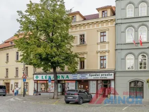 Pronájem ordinace, Slaný, Masarykovo náměstí, 69 m2