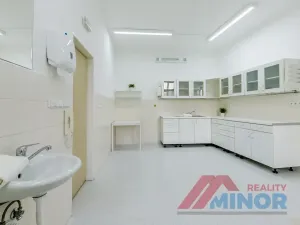 Pronájem ordinace, Slaný, Masarykovo náměstí, 69 m2