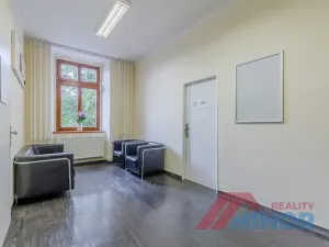 Pronájem ordinace, Slaný, Masarykovo náměstí, 69 m2