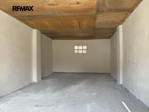 Prodej garáže, Lednice, Komenského, 24 m2