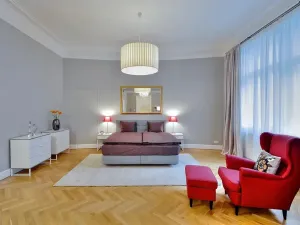Pronájem bytu 3+1, Praha - Nové Město, Truhlářská, 119 m2