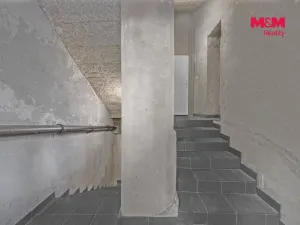 Pronájem komerční nemovitosti, Praha, Seifertova, 100 m2