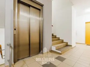 Pronájem bytu 2+kk, Jihlava, U Dlouhé stěny, 58 m2