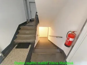 Pronájem kanceláře, Praha - Krč, U krčského nádraží, 52 m2