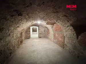 Pronájem obchodního prostoru, Jablonec nad Nisou, Anenské náměstí, 81 m2